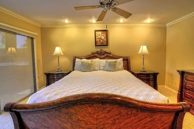 Ev (3 Bedrooms)