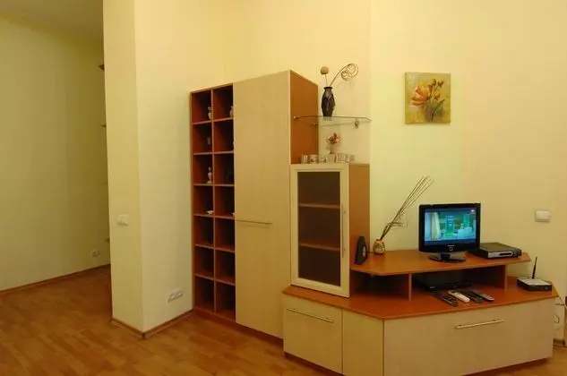 Standard Stüdyo (Sofievskaya Street 2)