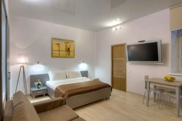 Deluxe Stüdyo, Sıcak Su Küveti