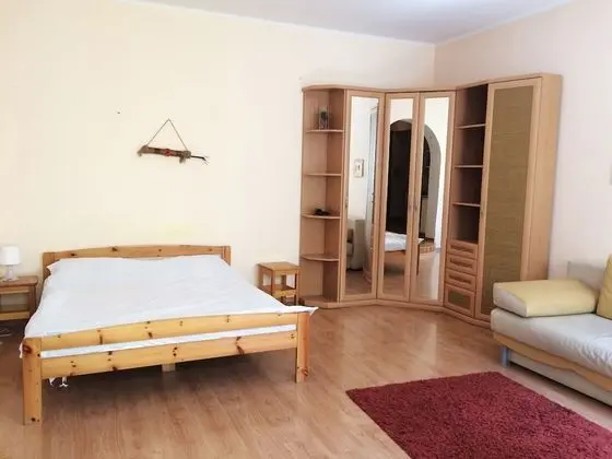Stüdyo (Apartment)