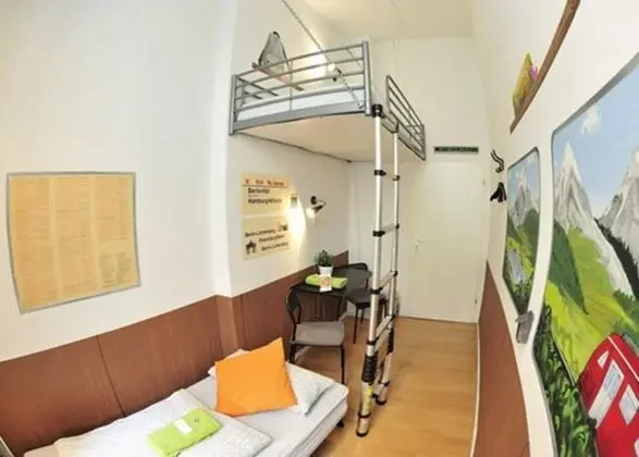 Tek Büyük Yataklı Oda (Sleeping Car)