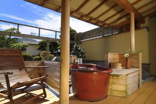 Traditional Oda, Sigara İçilebilir