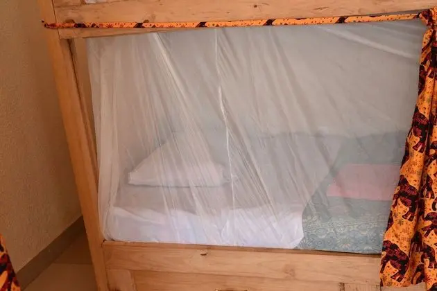 Ortak Ranzalı Oda, Birden Çok Yatak, Ortak Banyo
