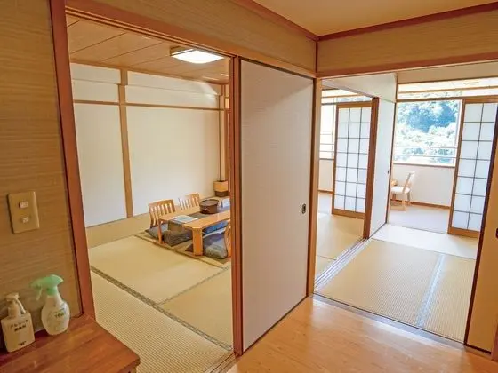 Traditional Oda, Ortak Banyo (Japanese Style, for 6 Guests)