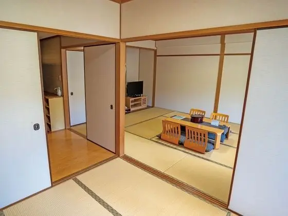 Traditional Oda, Ortak Banyo (Japanese Style, for 6 Guests)