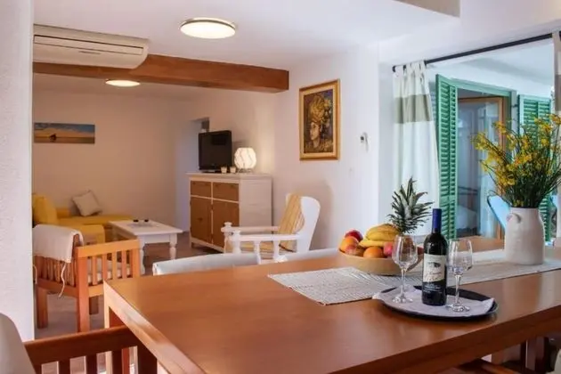 Apart Daire (Kike - 60 meters from the beach - A1()