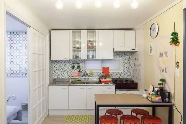 KiKi House 2