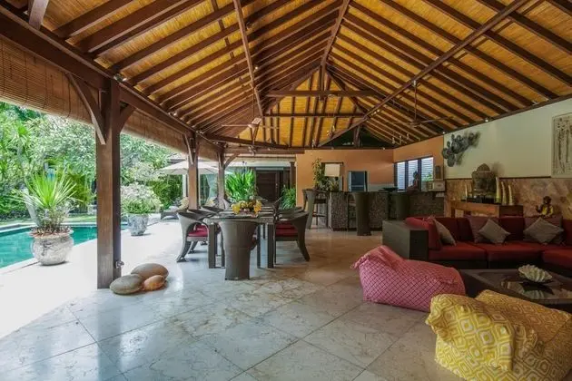 Basic Villa, Birden Çok Yatak