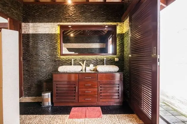 Basic Villa, Birden Çok Yatak