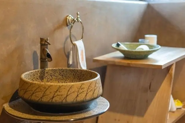 Luxury Tek Büyük Yataklı Oda, 1 Büyük (Queen) Boy Yatak, Göl Manzaralı, Göl Kenarı