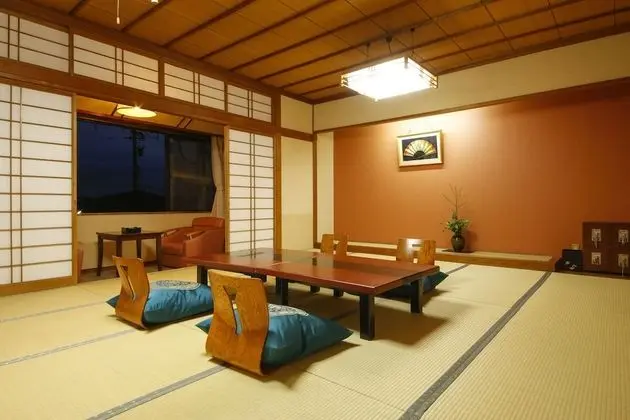 Traditional Oda, Özel Banyo (10 Tatami Mats)