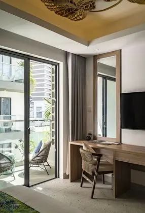 Deluxe Tek Büyük Yataklı Oda