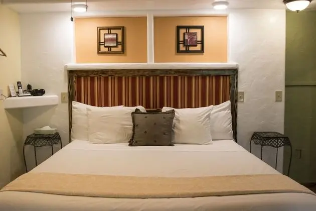 Standard Oda, 1 Büyük (Queen) Boy Yatak (Chalet Kilauea Hotel)