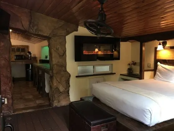 Standard Oda, 1 Büyük (Queen) Boy Yatak (Chalet Kilauea Hotel)