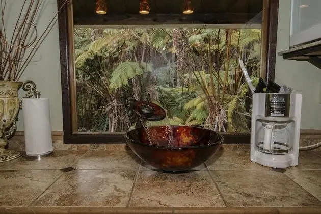 Standard Oda, 1 Büyük (Queen) Boy Yatak (Chalet Kilauea Hotel)