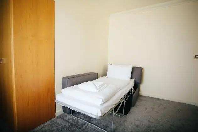 Family Room for 4-Accessible Room