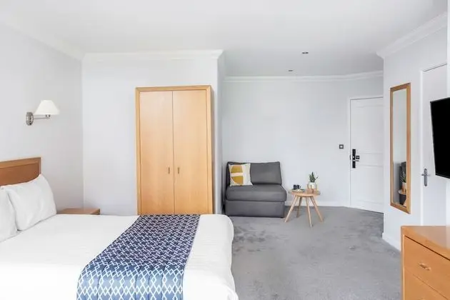 Family Room for 4-Accessible Room