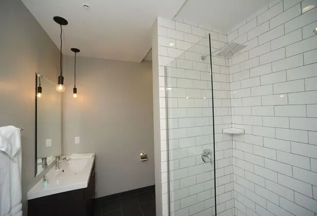 Luxury Oda, 1 En Büyük (King) Boy Yatak, Göl Manzaralı