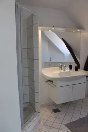 Dört Kişilik Oda, Özel Banyo