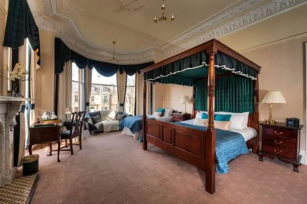 Family Oda