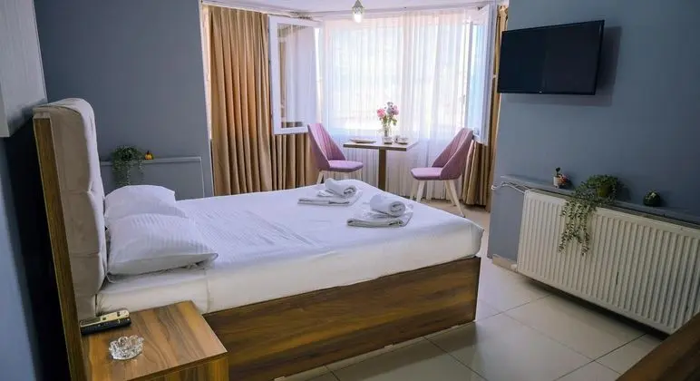 Denız manzaralı oda
