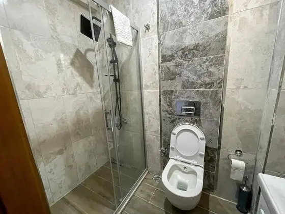 Üç Kişilik Standart - Deniz Manzaralı - Balkonlu Oda