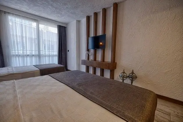 Standart Oda Kısmi Deniz Manzaralı