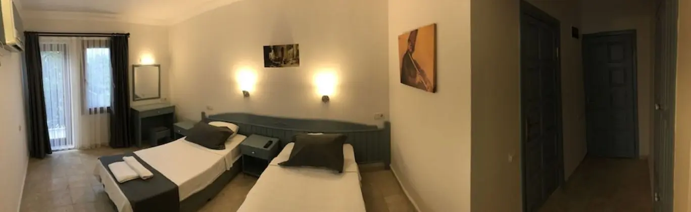Standard Tek Büyük veya İki Ayrı Yataklı Oda