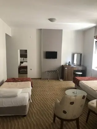 Premium Tek Büyük veya İki Ayrı Yataklı Oda