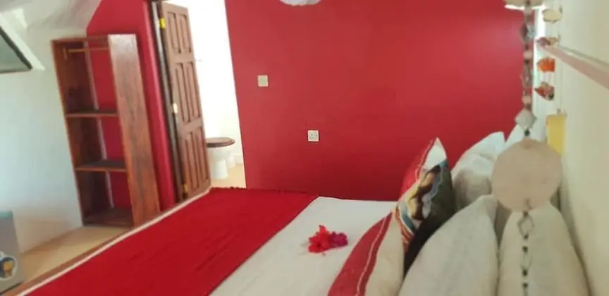 Comfort Tek Büyük Yataklı Oda