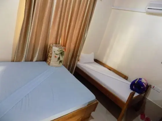 Üç Kişilik Oda, Bahçe Manzaralı