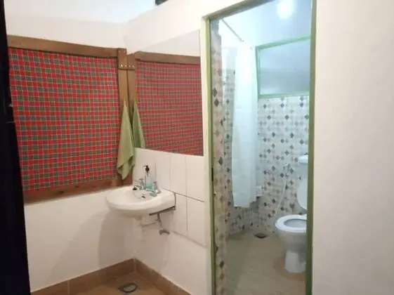 Ortak Ranzalı Oda (For Men: 3 Bunk Beds & 1 Single bed)