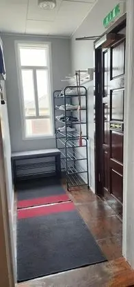 Tek Büyük veya İki Ayrı Yataklı Oda, Ortak Banyo