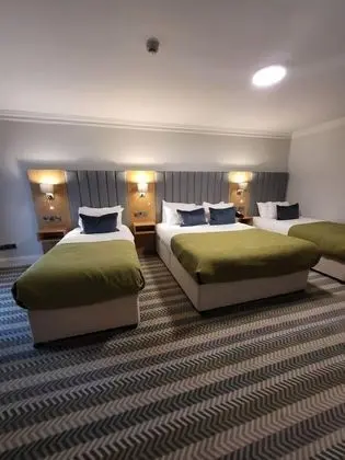 Üç Kişilik Oda, Banyolu/Duşlu