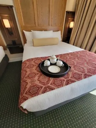 Deluxe Tek Büyük Yataklı Oda, 2 Büyük (Queen) Boy Yatak, Göl Manzaralı