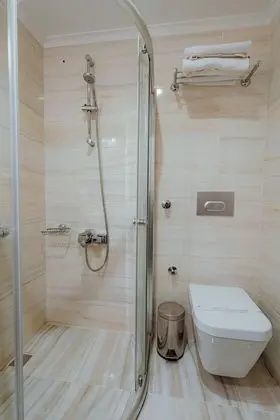 Standard Üç Kişilik Oda