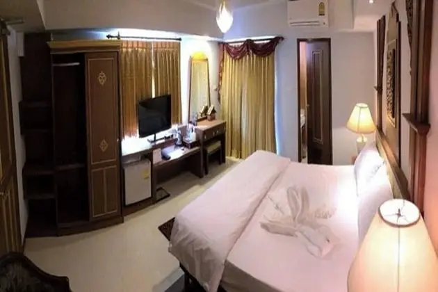 Deluxe Tek Büyük Yataklı Oda
