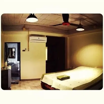 Superior Air con. room