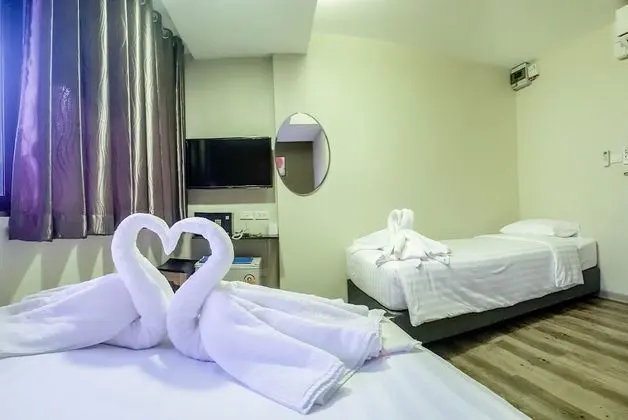 Deluxe Tek Büyük veya İki Ayrı Yataklı Oda