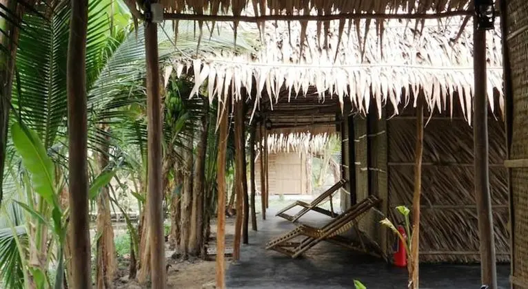 Bungalow Double (Included 3 meals & Floating Market Tour)
