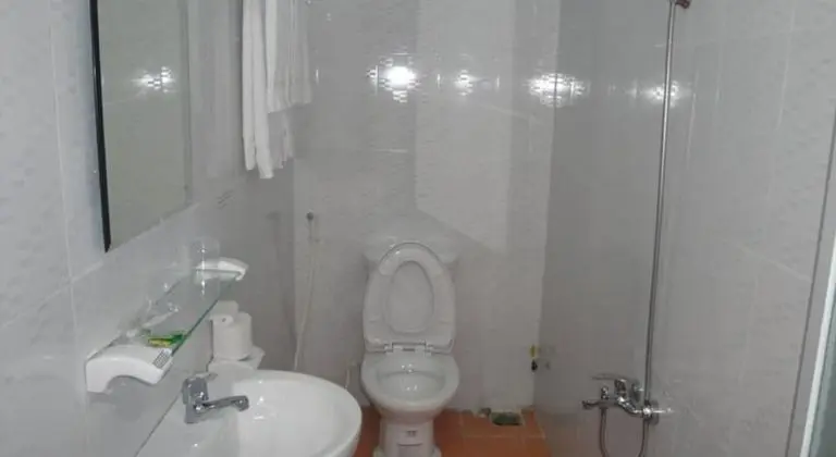 Üç Kişilik Oda