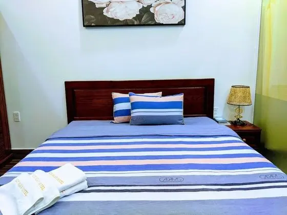 Standard Tek Büyük Yataklı Oda
