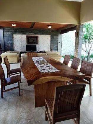 Family Villa, 4 Yatak Odası, Kişiye Özel Havuzlu
