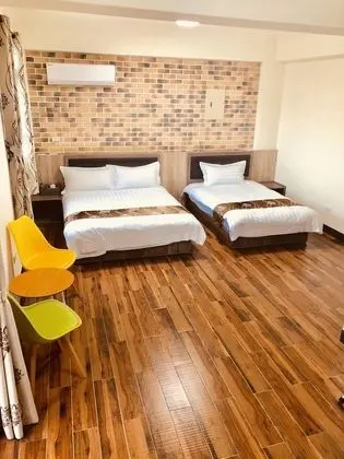 Senior Üç Kişilik Oda, Birden Çok Yatak