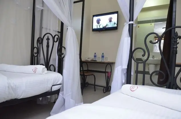 Deluxe Tek Büyük veya İki Ayrı Yataklı Oda