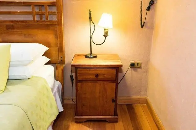 Tek Büyük Yataklı Oda, 2 Tek Kişilik Yatak