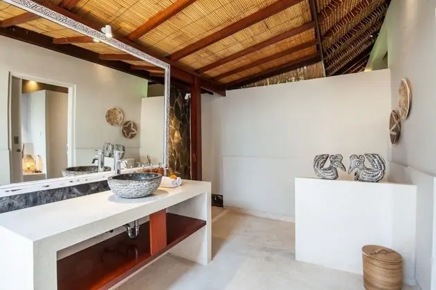 Basic Villa, Birden Çok Yatak