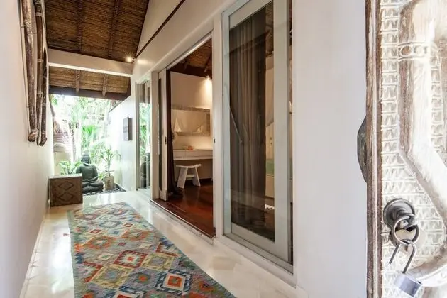 Basic Villa, Birden Çok Yatak