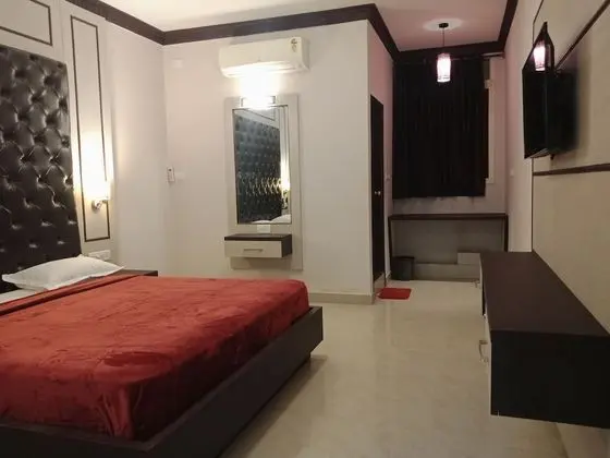 Exclusive Oda, 1 En Büyük (King) Boy Yatak, Özel Banyo