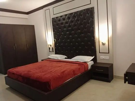 Exclusive Oda, 1 En Büyük (King) Boy Yatak, Özel Banyo